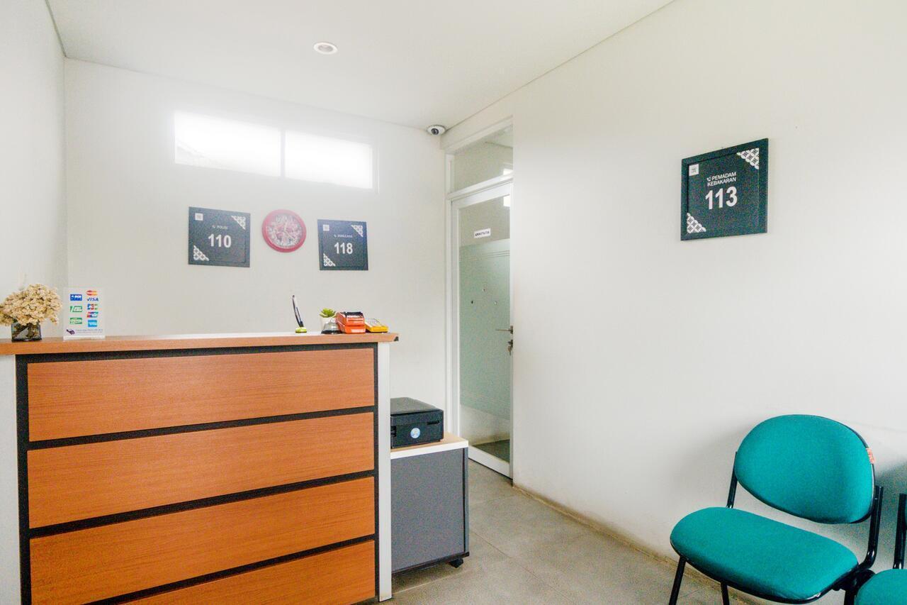 Oyo Life 3204 Beverly Park Bandung Exteriör bild